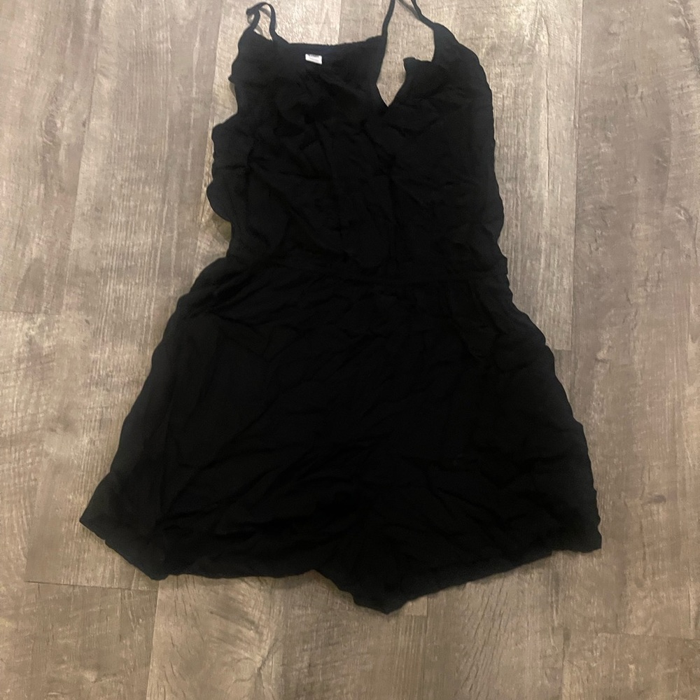 Old Navy black romper size medium